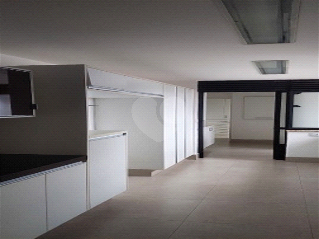 Apartamento Amplo em local nobre da Agua Fria. Um por andar, privacidade total. 240 metros com 4 quartos