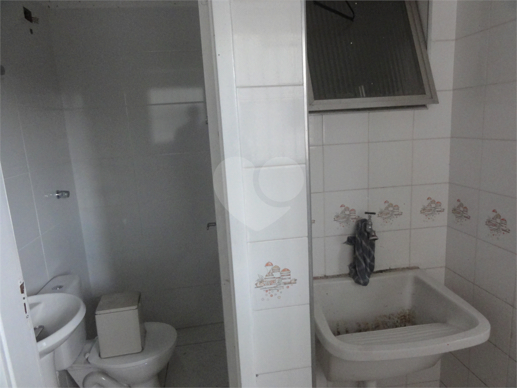 Apartamento à venda com 3 quartos, 105m² - Foto 15