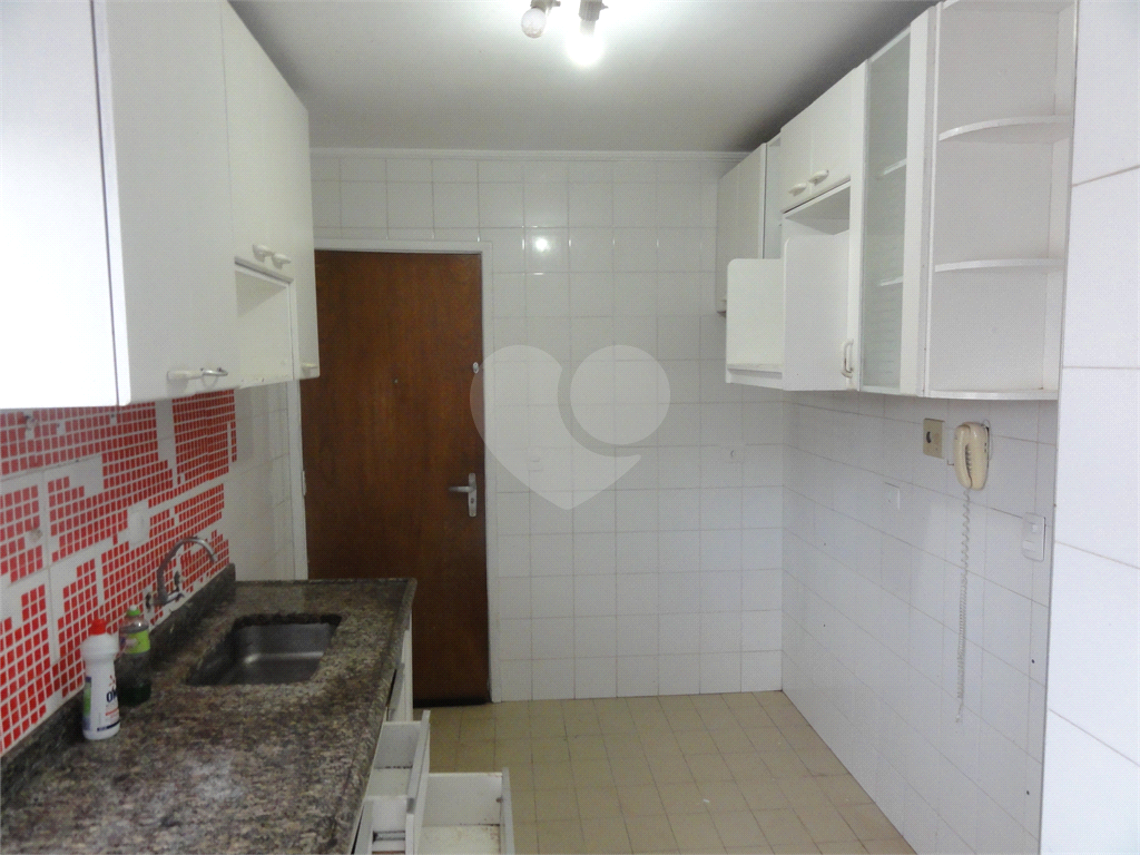 Apartamento à venda com 3 quartos, 105m² - Foto 12