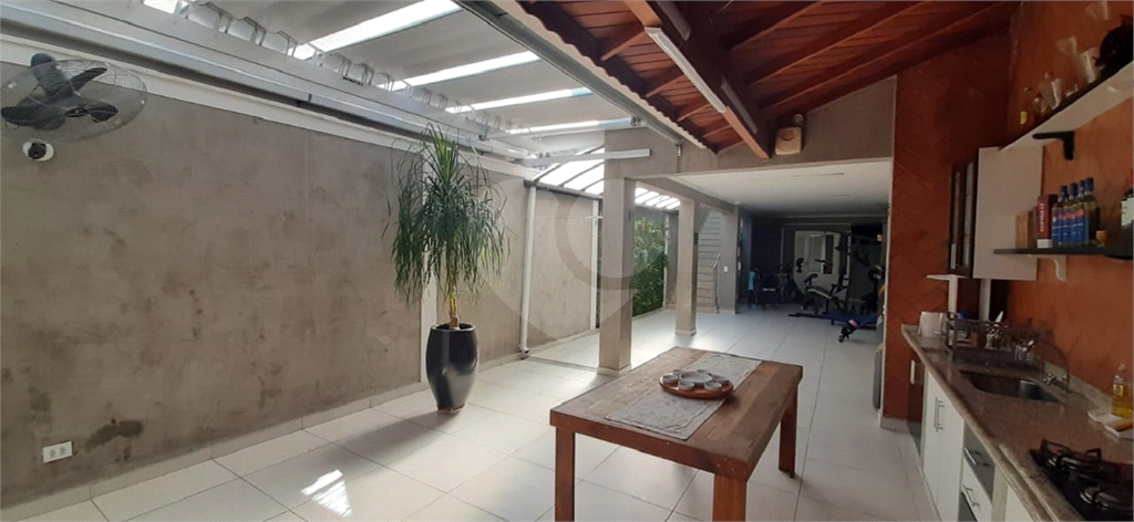 Sobrado à venda com 3 quartos, 210m² - Foto 10