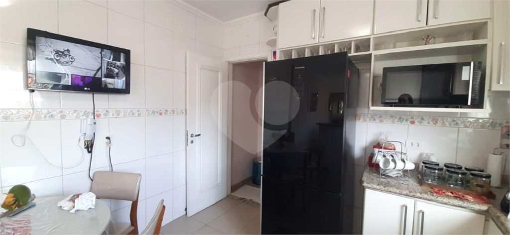 Sobrado à venda com 3 quartos, 210m² - Foto 42