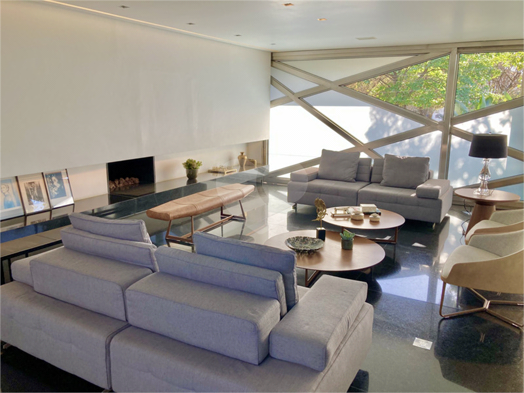 Casa de Condomínio à venda com 5 quartos, 600m² - Foto 18