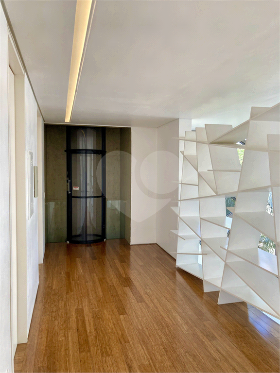 Casa de Condomínio à venda com 5 quartos, 600m² - Foto 35