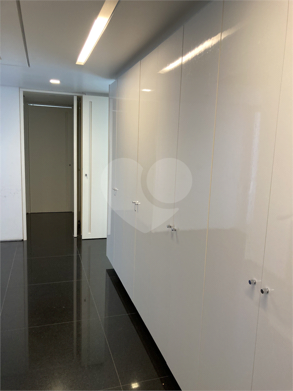Casa de Condomínio à venda com 5 quartos, 600m² - Foto 17
