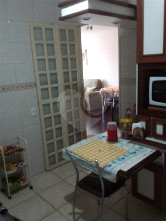 APARTAMENTO em PARQUE BRISTOL