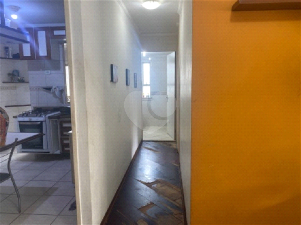 APARTAMENTO em PARQUE BRISTOL