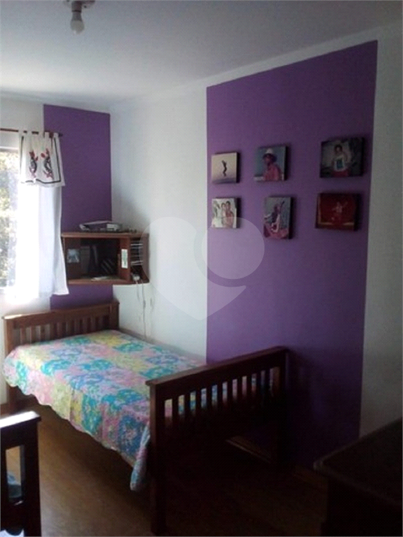 APARTAMENTO em PARQUE BRISTOL