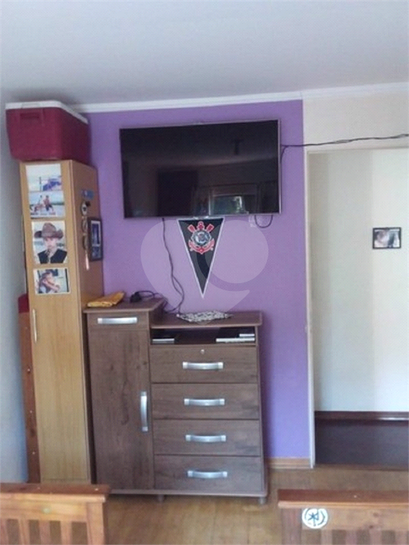 APARTAMENTO em PARQUE BRISTOL