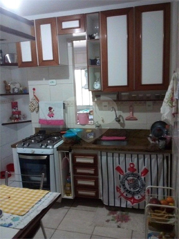 APARTAMENTO em PARQUE BRISTOL