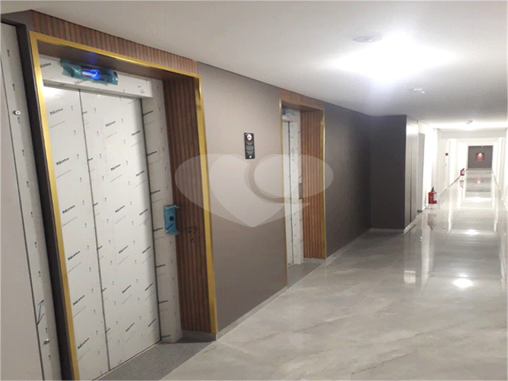Sala Comercial em Pinheiros para Venda ou Locação