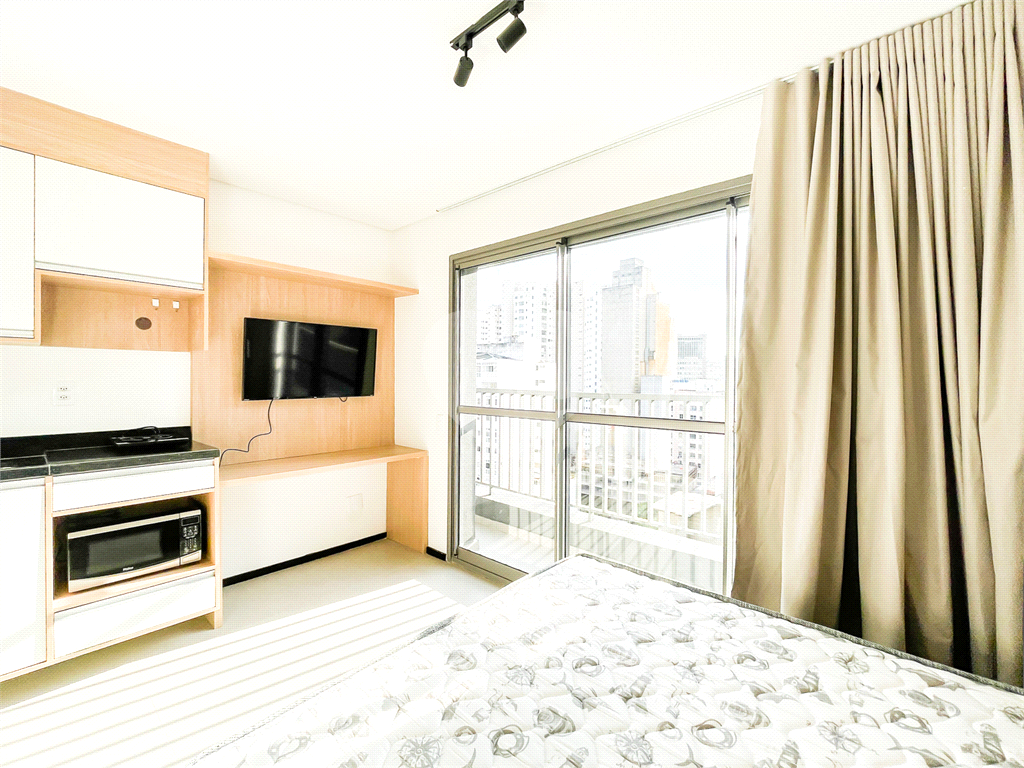 Apartamento - Studio - Centro - 1 Dormitório / Quarto - Locação / Aluguel