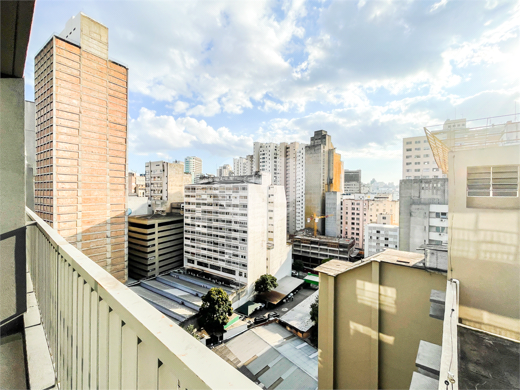 Apartamento - Studio - Centro - 1 Dormitório / Quarto - Locação / Aluguel