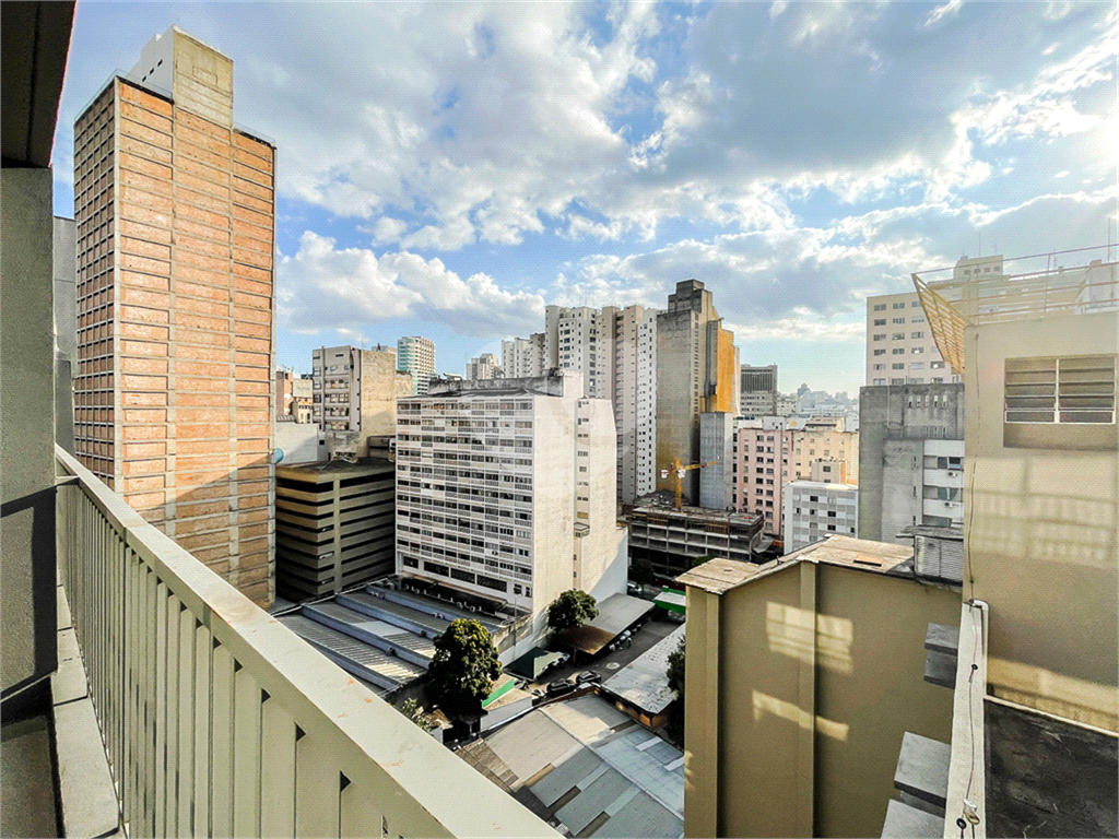 Apartamento - Studio - Centro - 1 Dormitório / Quarto - Locação / Aluguel