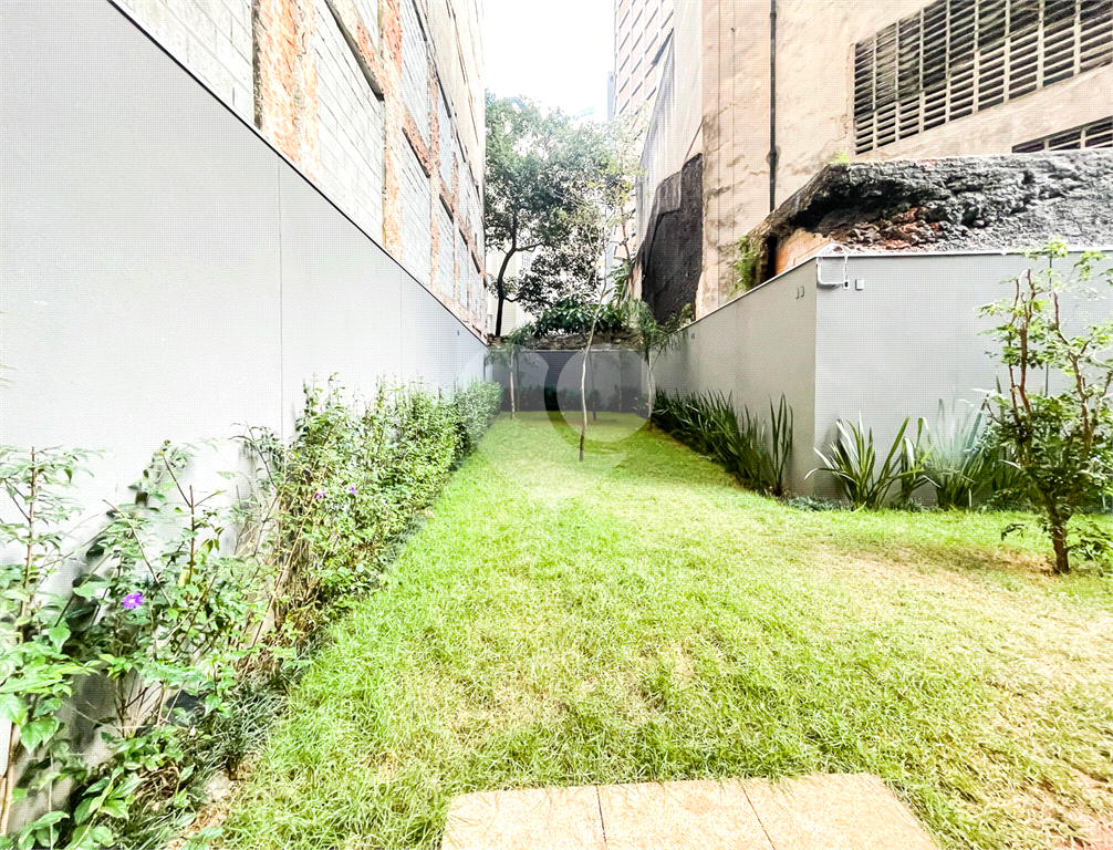 Apartamento - Studio - Centro - 1 Dormitório / Quarto - Locação / Aluguel
