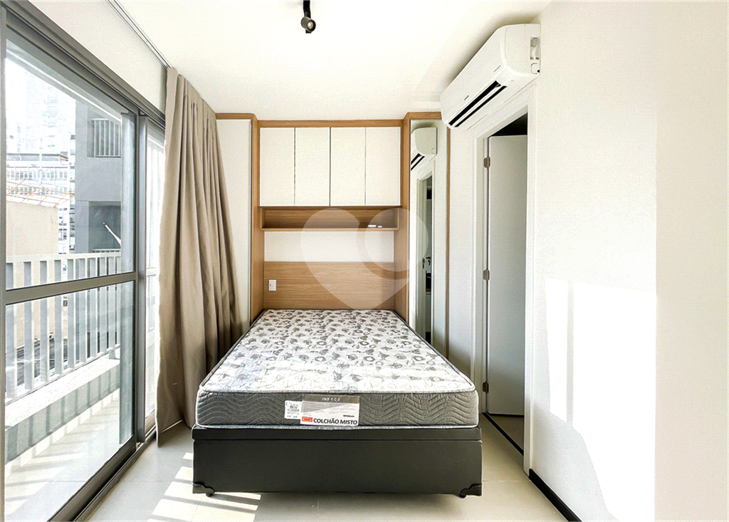 Apartamento - Studio - Centro - 1 Dormitório / Quarto - Locação / Aluguel
