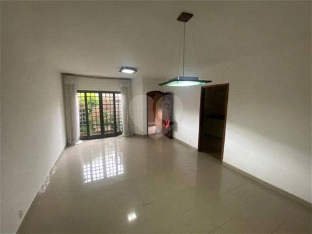 Casa à venda com 4 quartos, 157m² - Foto 9