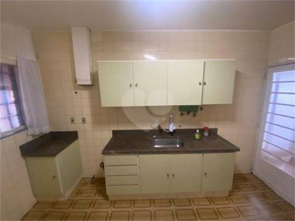 Casa à venda com 4 quartos, 157m² - Foto 11