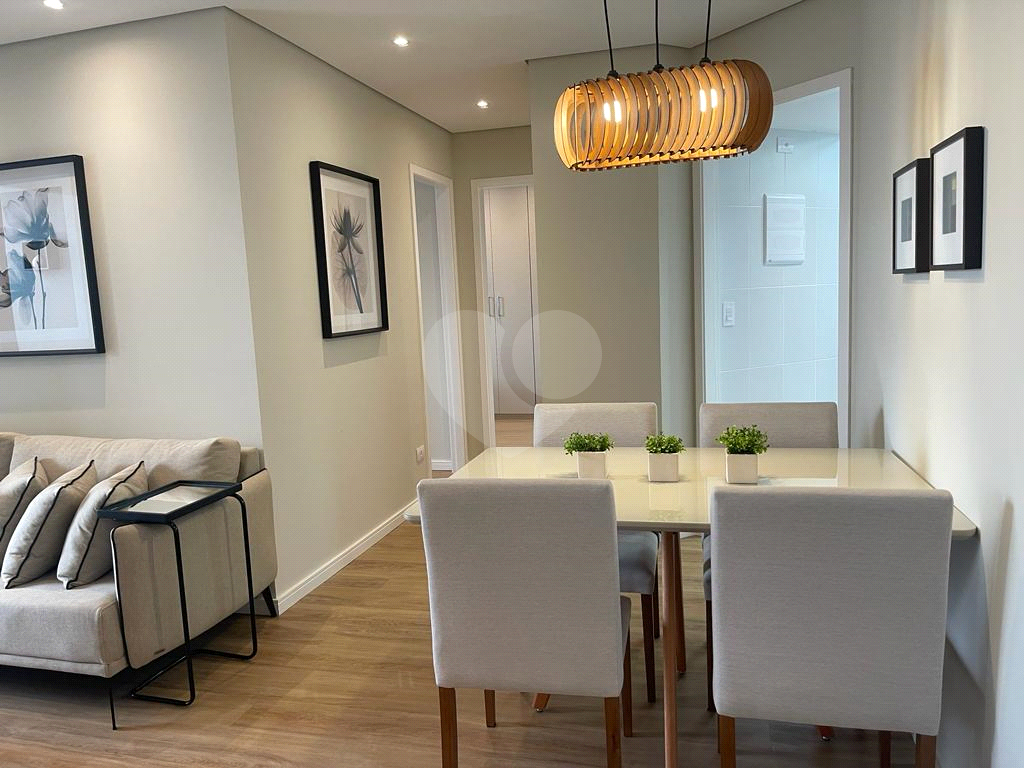 APARTAMENTO em VILA MASCOTE