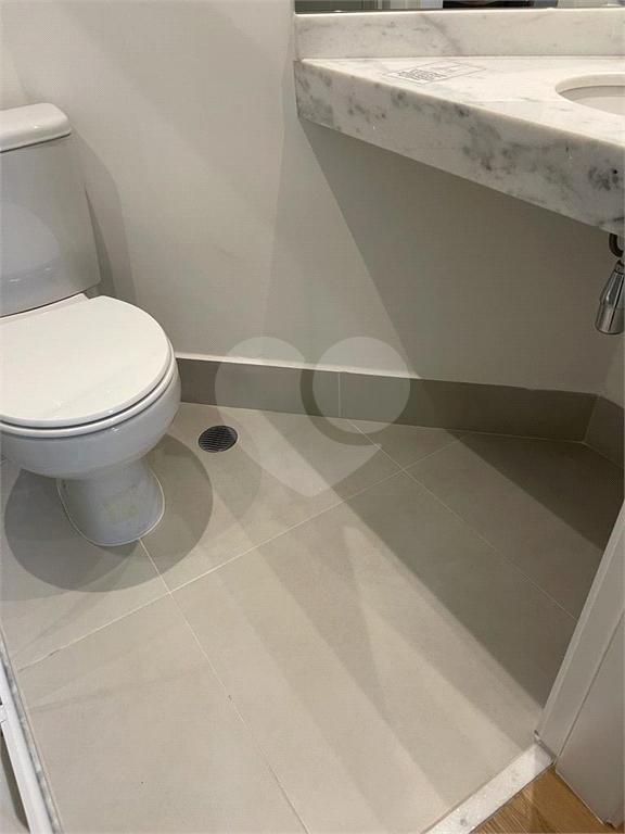 APARTAMENTO em VILA MASCOTE