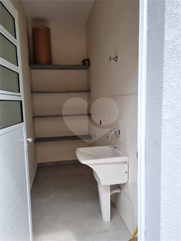 Casa à venda com 3 quartos, 90m² - Foto 6