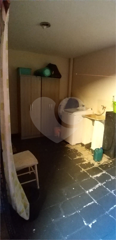 sobrado 4 quartos sala cozinha banheiro e duas vagas vila nivi