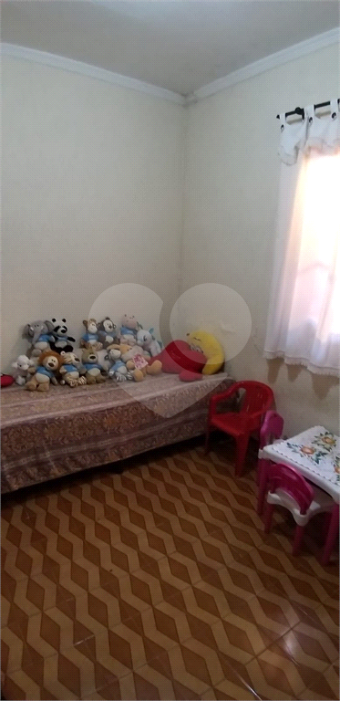 sobrado 4 quartos sala cozinha banheiro e duas vagas vila nivi