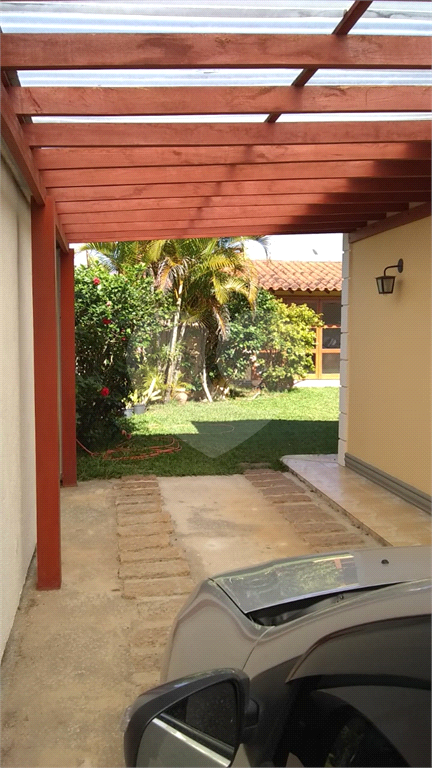 CASA TERREA - VARGEM GRANDE PAULISTA - 3 DORMITÓRIOS - 3 SUÍTES - 5 BANHEIROS - 5 VAGAS - 2 SALAS