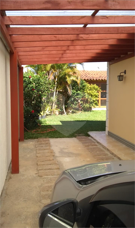 CASA TERREA - VARGEM GRANDE PAULISTA - 3 DORMITÓRIOS - 3 SUÍTES - 5 BANHEIROS - 5 VAGAS - 2 SALAS