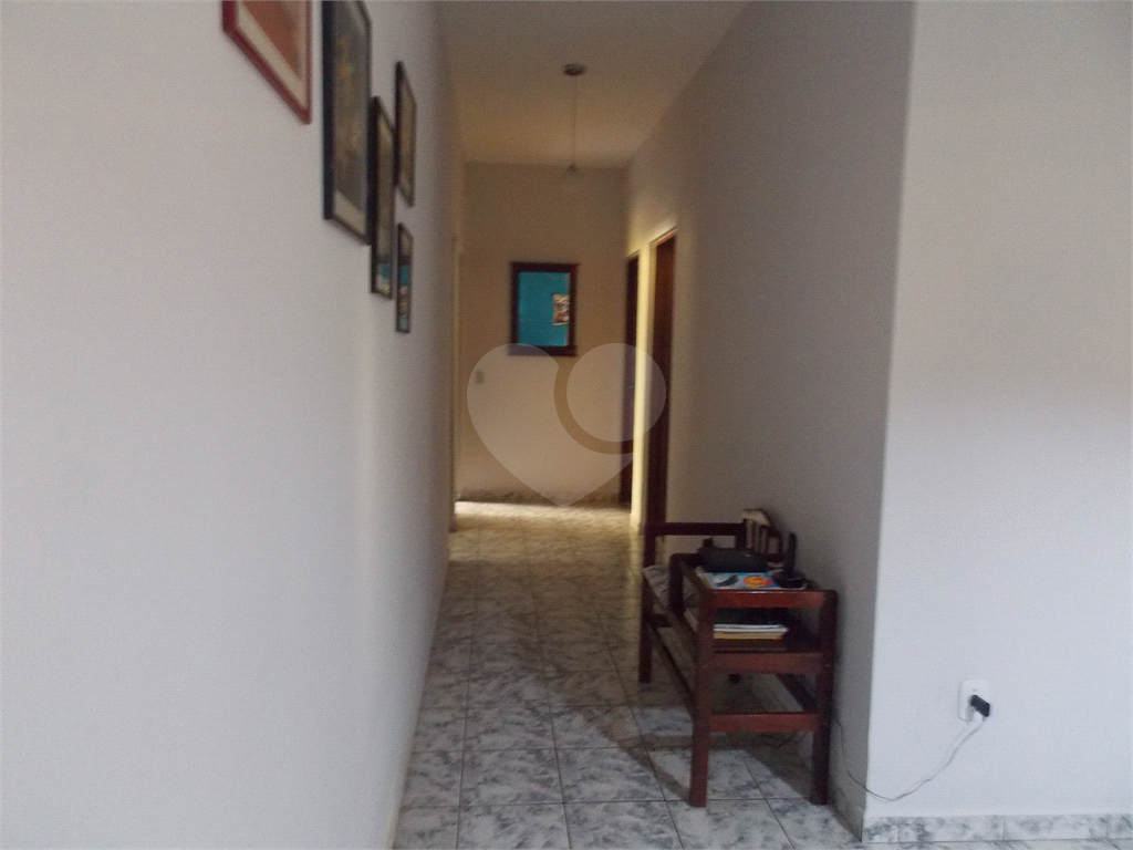 Casa à venda com 3 quartos, 150m² - Foto 10