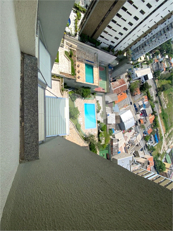 APARTAMENTO A VENDA NA VOLUNTÁRIOS DA PÁTRIA 3 DORMITÓRIOS 2 VAGAS