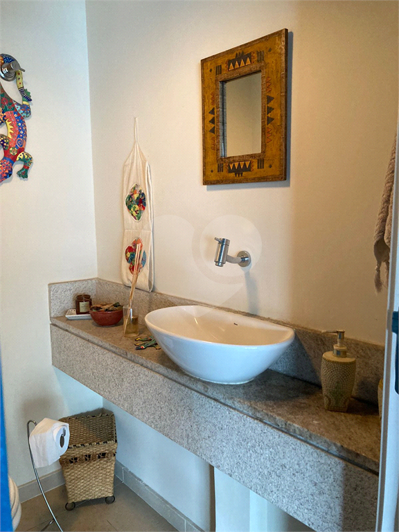 APARTAMENTO em VILA ROMANA