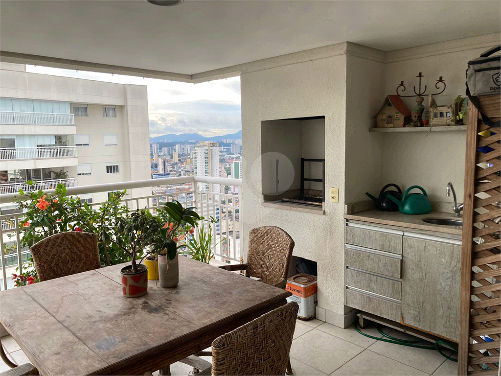 APARTAMENTO em VILA ROMANA