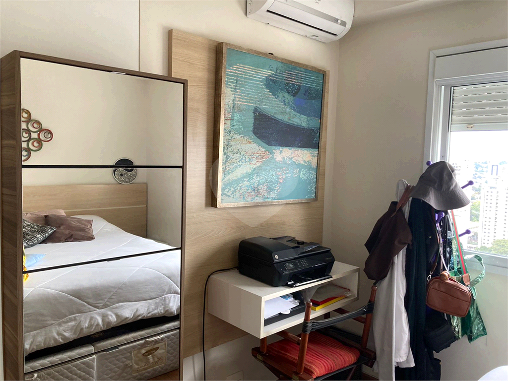 APARTAMENTO em VILA ROMANA