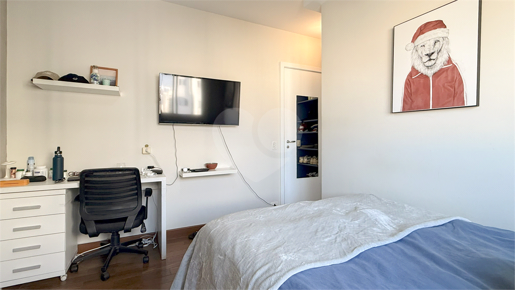 Imóvel de 180m² com ampla sala de estar 3 suítes, 3 vagas de garagem lazer completo Vila Romana