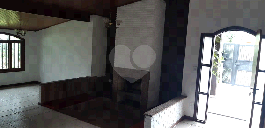 Casa à venda com 3 quartos, 350m² - Foto 9