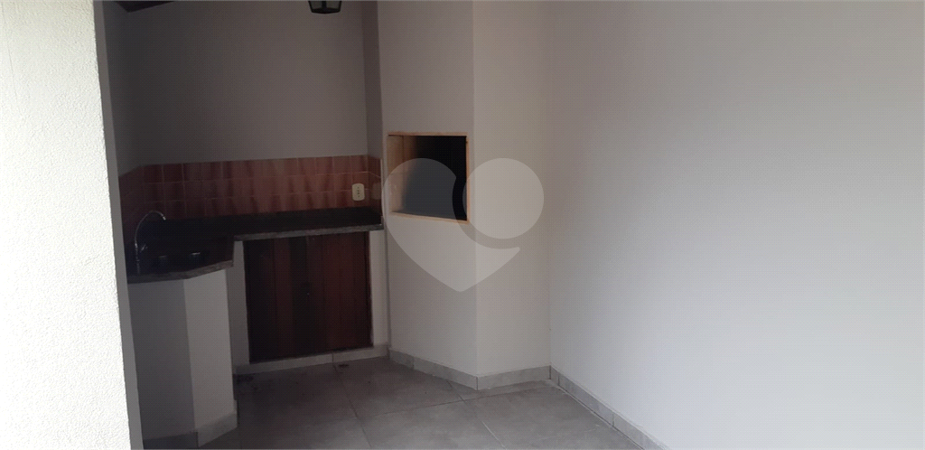 Casa à venda com 3 quartos, 350m² - Foto 10