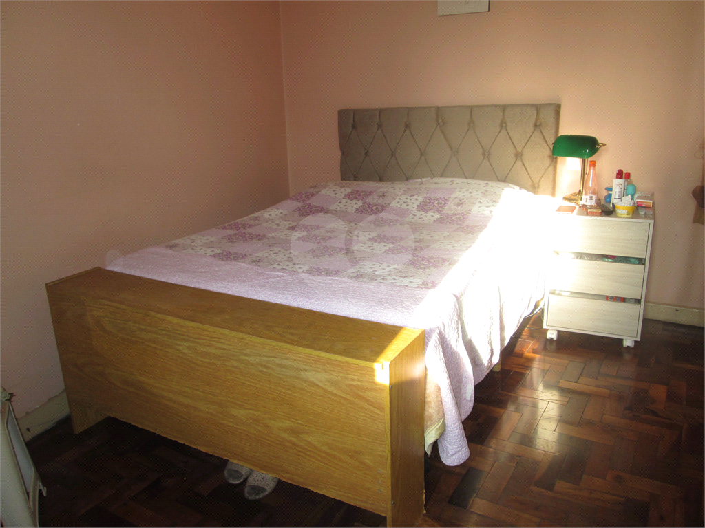 Apartamento com área útil de  72 m², 2 quartos no Bairro do Cambuci. 
