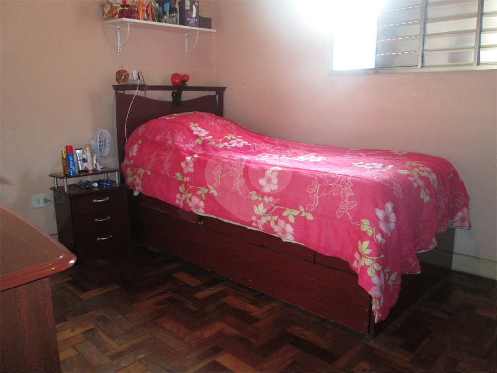 Apartamento com área útil de  72 m², 2 quartos no Bairro do Cambuci. 