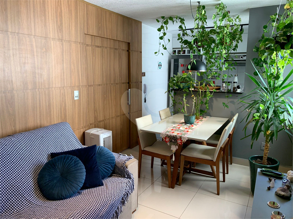 Apartamento à venda com 2 quartos, 39m² - Foto 2