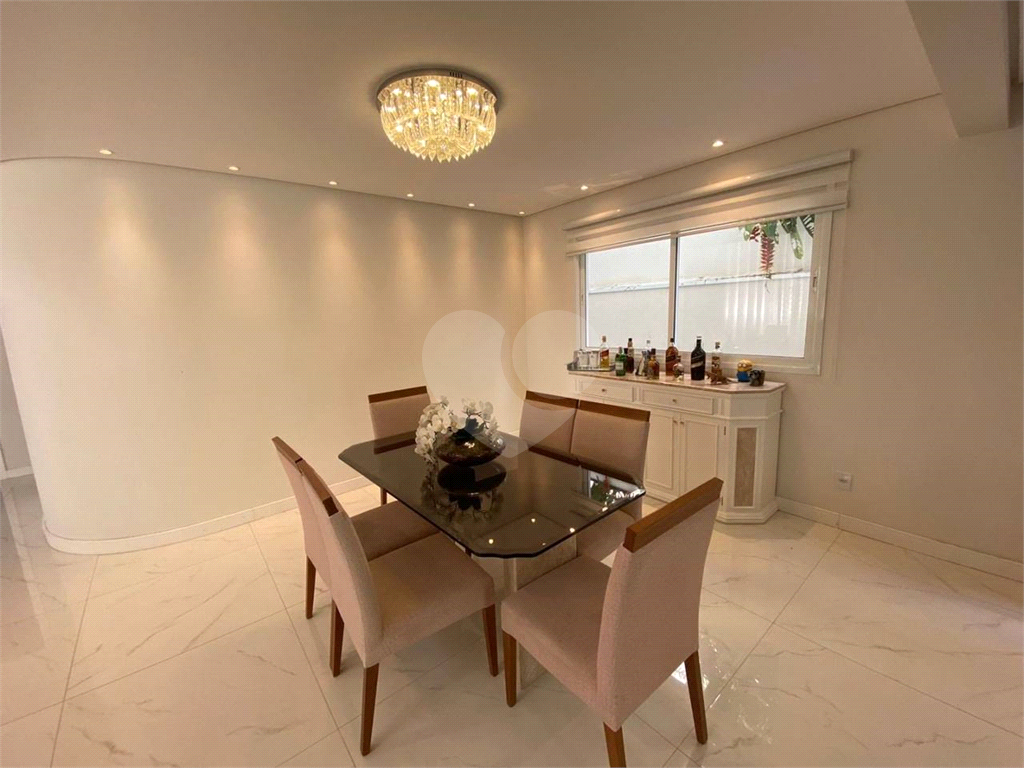 Casa de Condomínio à venda com 4 quartos, 335m² - Foto 10