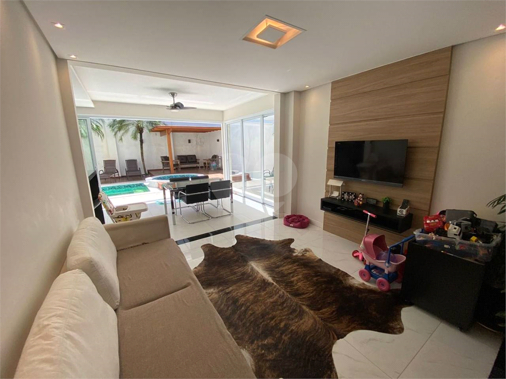 Casa de Condomínio à venda com 4 quartos, 335m² - Foto 12