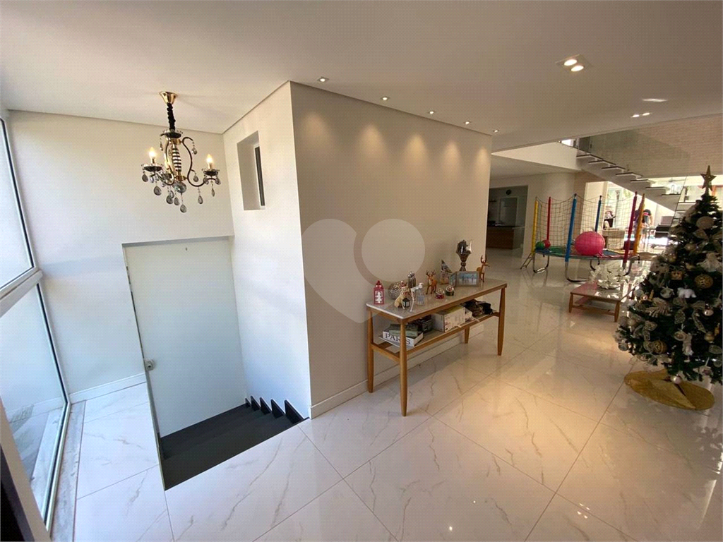 Casa de Condomínio à venda com 4 quartos, 335m² - Foto 6
