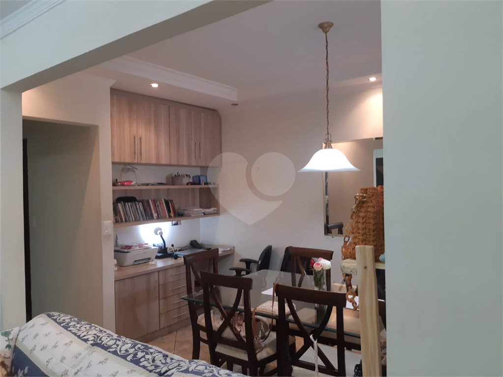 Casa à venda com 2 quartos, 140m² - Foto 3