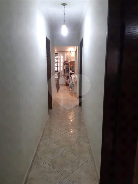 Casa à venda com 2 quartos, 140m² - Foto 13