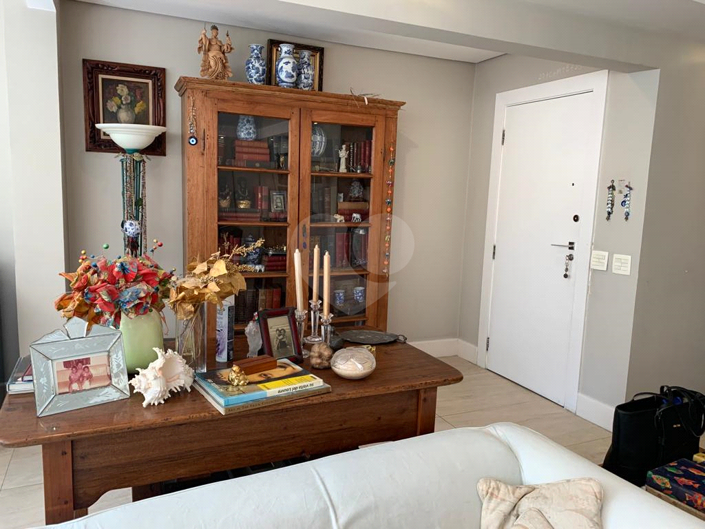 Apartamento à venda de  170m2 no Jardim Europa