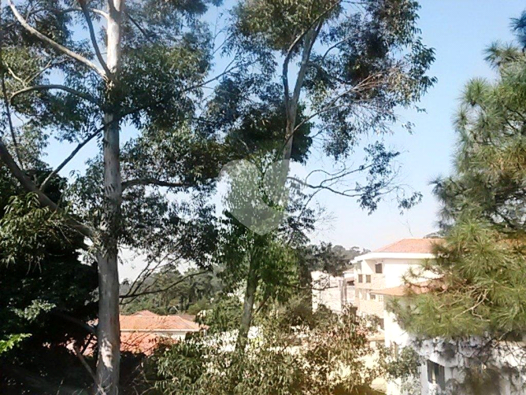 EXCELENTE SOBRADO CONDOMINIO FECHADO