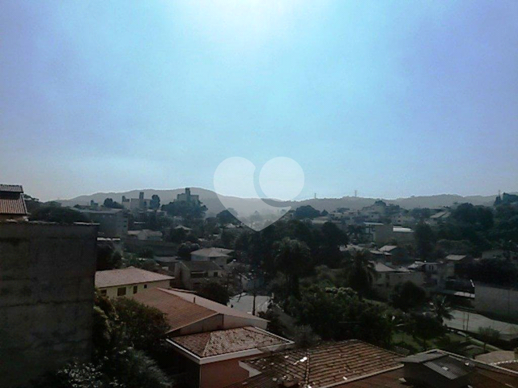 EXCELENTE SOBRADO CONDOMINIO FECHADO