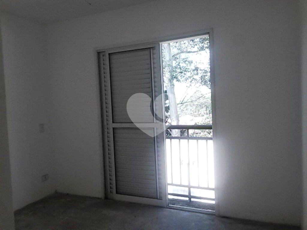EXCELENTE SOBRADO CONDOMINIO FECHADO