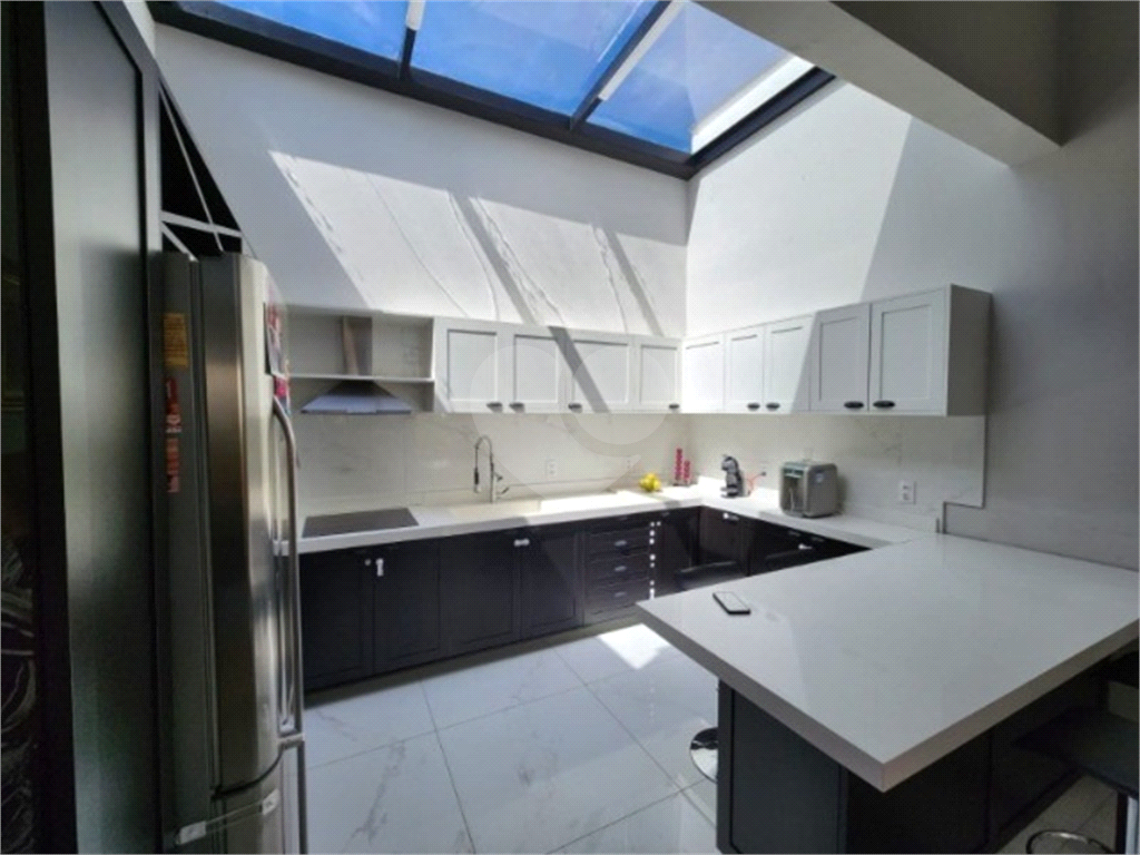 Casa de Condomínio à venda com 3 quartos, 127m² - Foto 2