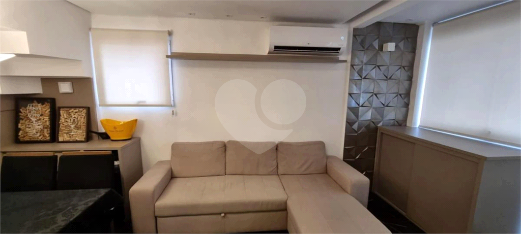 Apartamento duplex com 76m2, 2 quartos sendo 2 suítes, porteira fechada com 2 vagas de garagem  